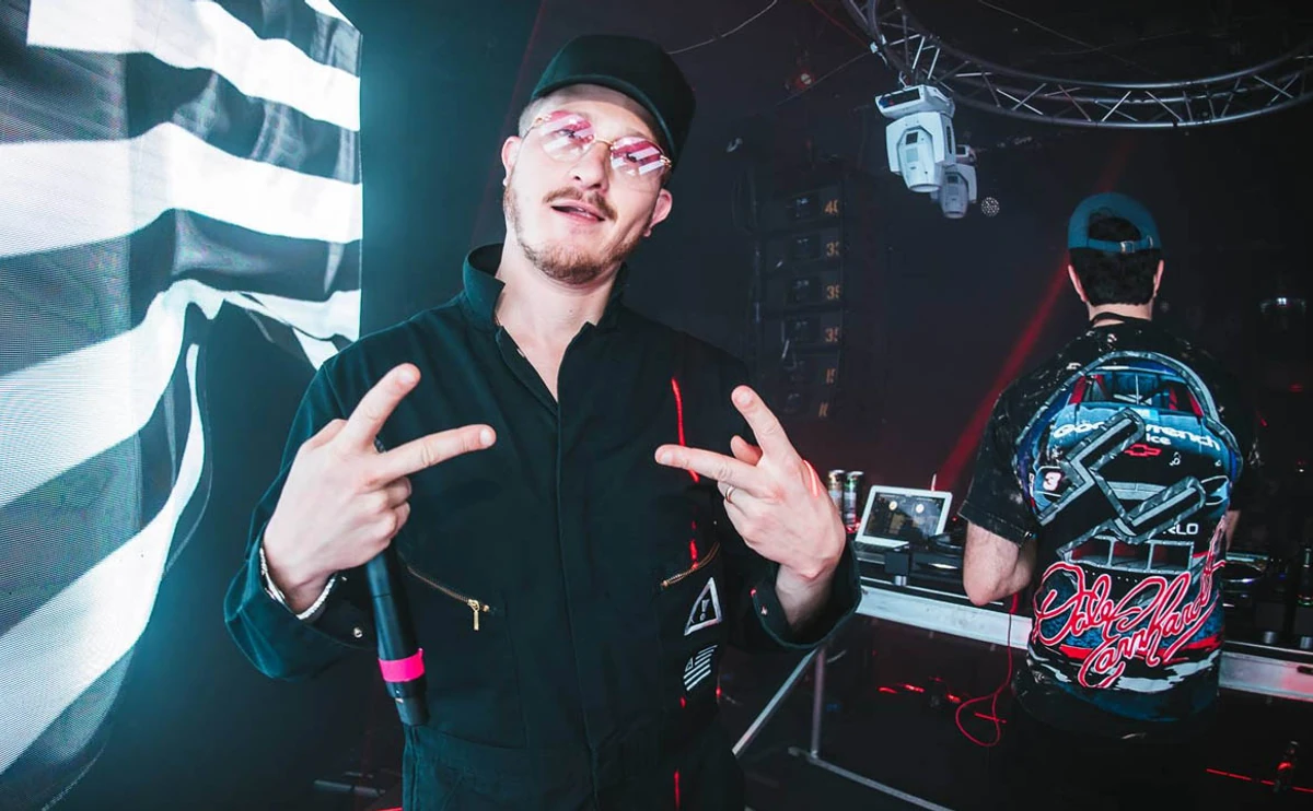 Flosstradamus