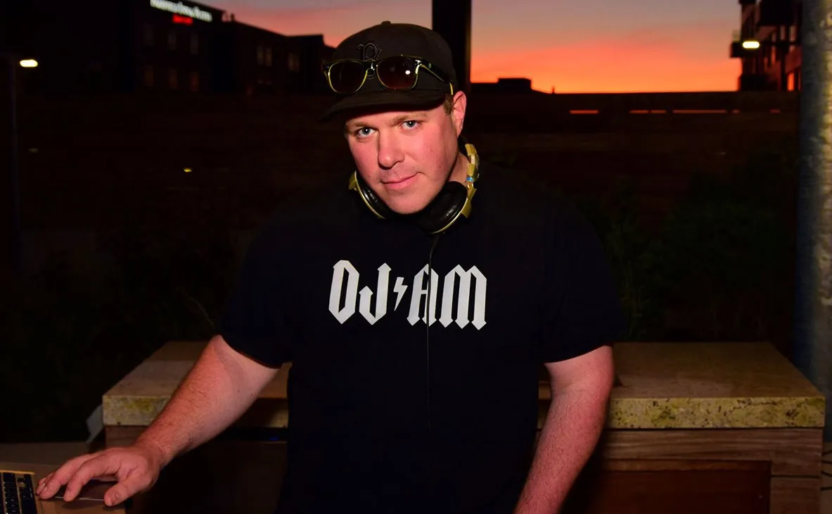 DJ Stenny