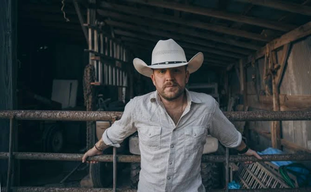 Justin Moore