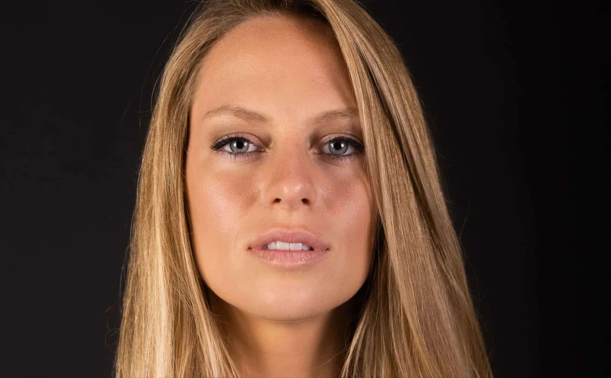 Nora En Pure