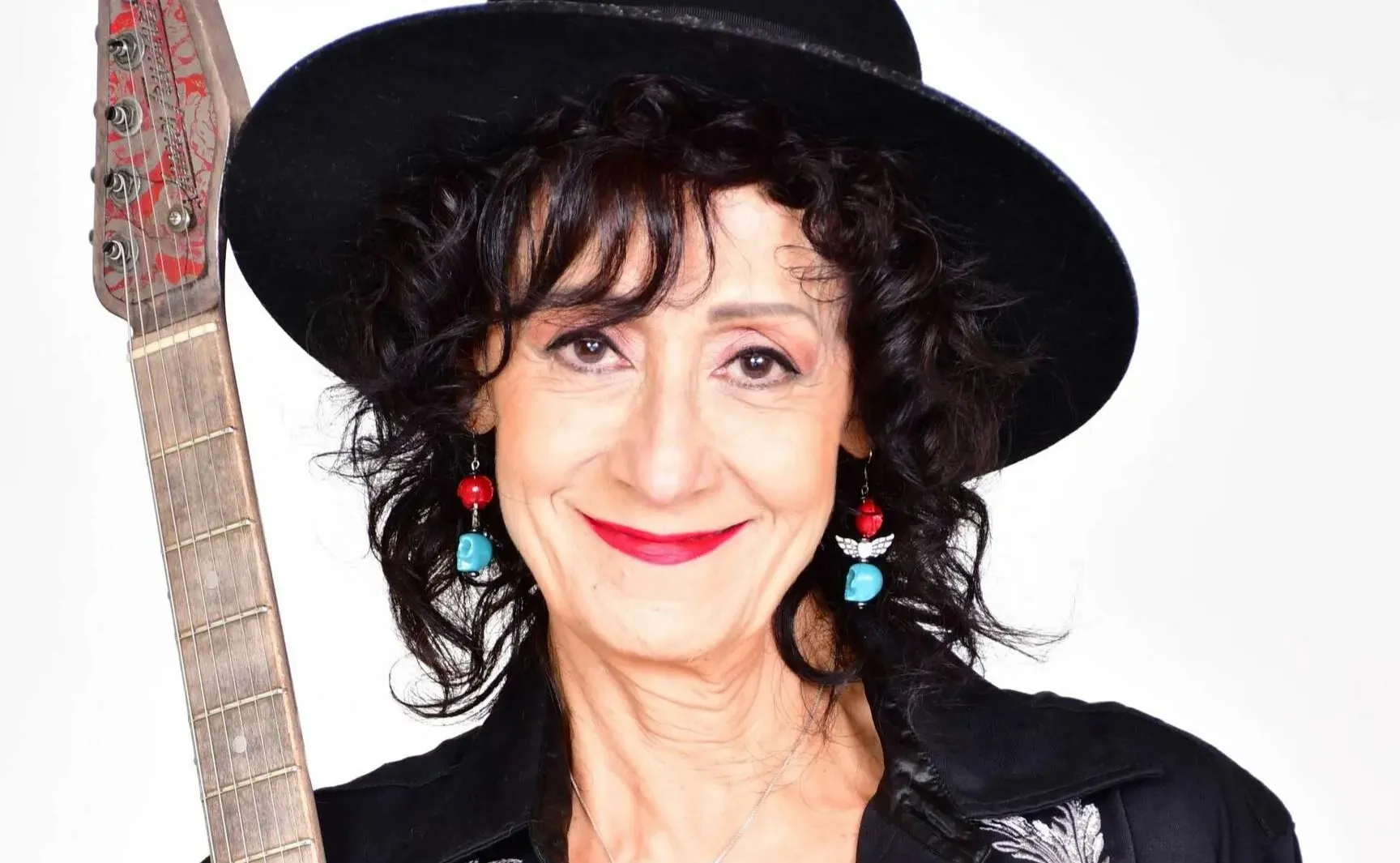 Rosie Flores