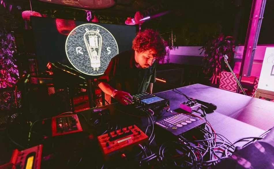Ruido Selecto