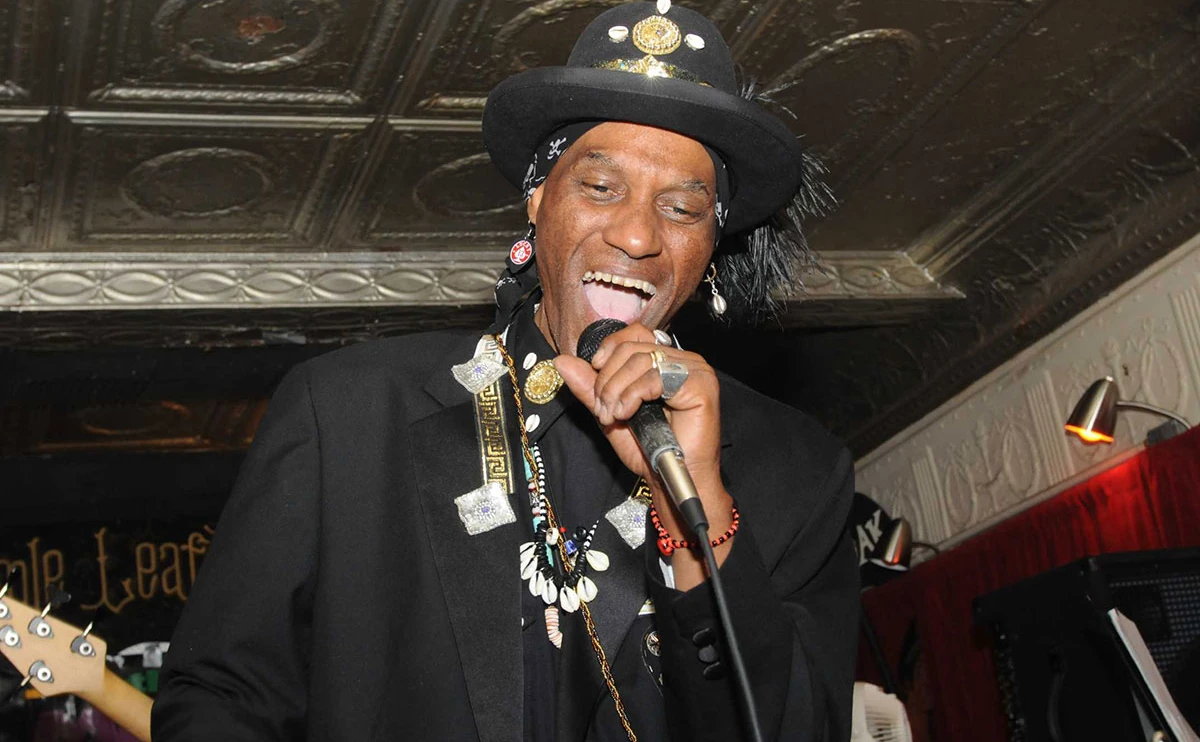 Cyril Neville